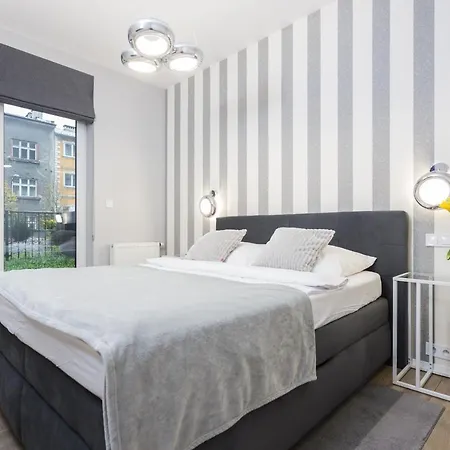 Apartment Nadwislanska 11 M.169 Krakow